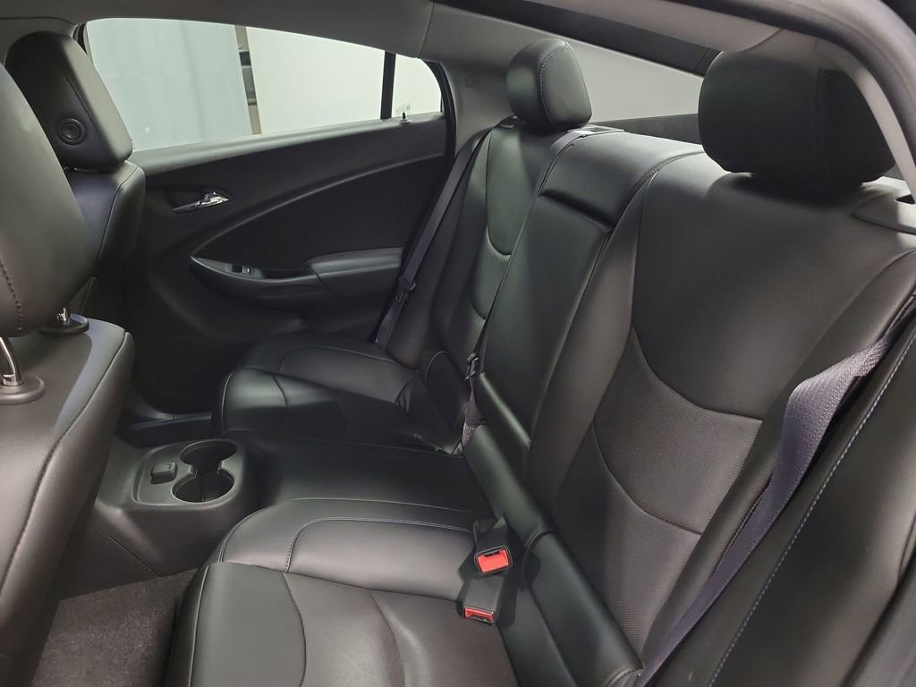 Used 2017 Chevrolet Volt LT w/ Comfort Package image 20