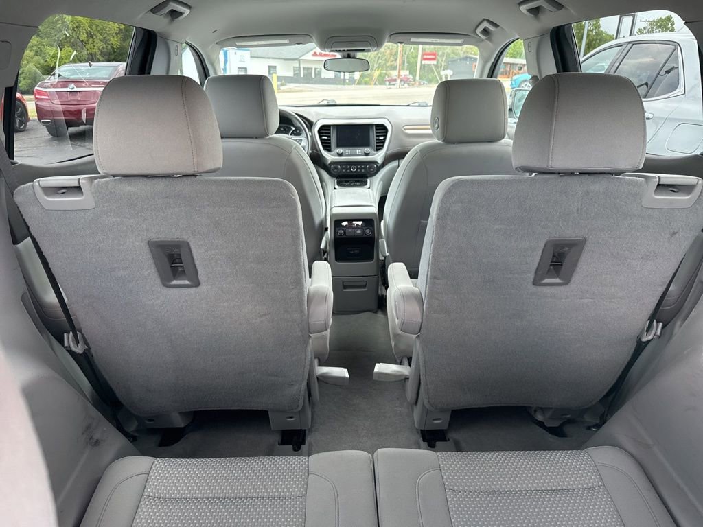 Used 2021 GMC Acadia SLE image 13