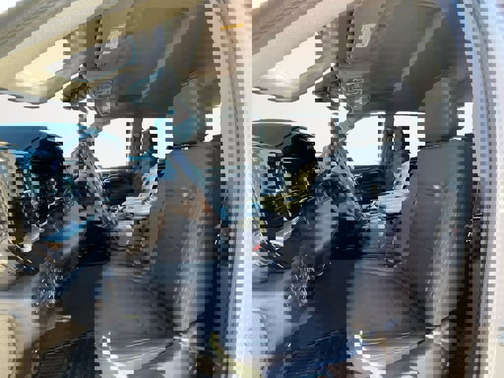 Used 2022 Chevrolet Silverado 1500 LT image 9