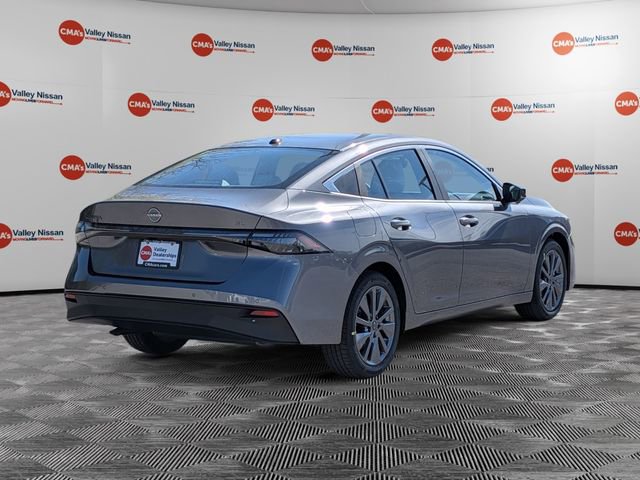 New 2026 Nissan Sentra SL w/ Floor Mat Package FWD image 5