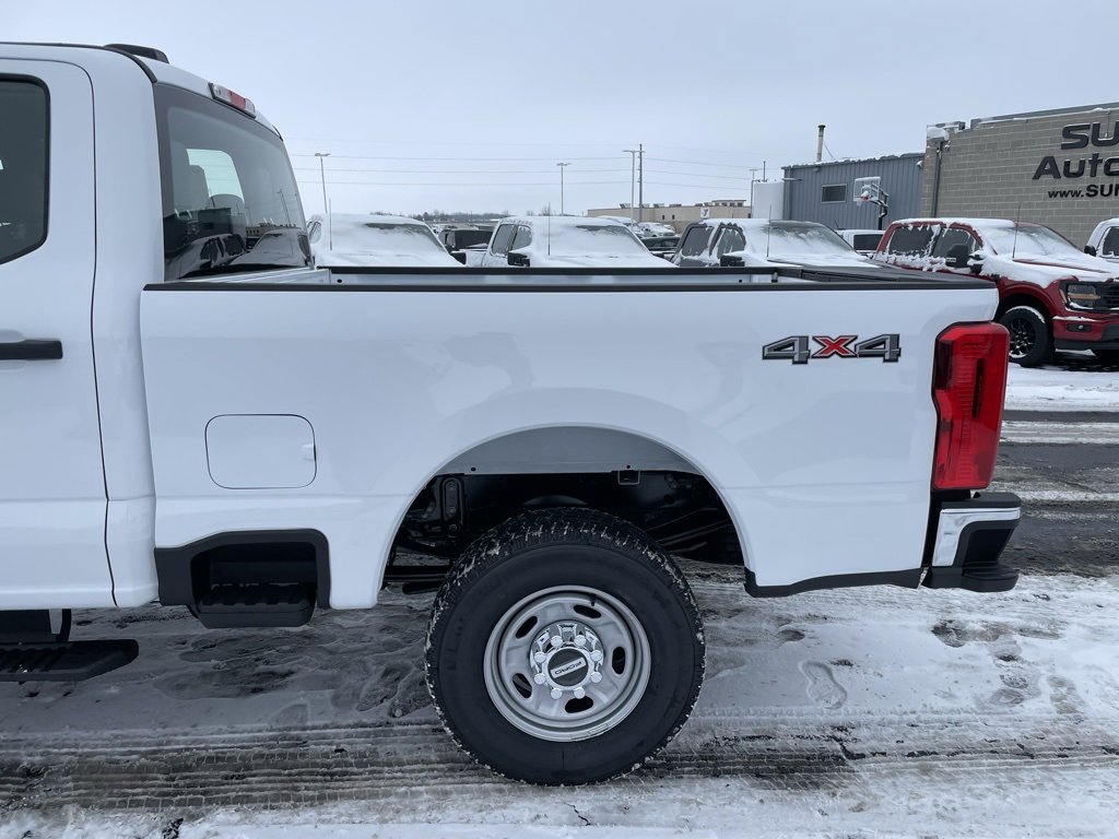 New 2026 Ford F250 XL w/ XL Chrome Package image 35
