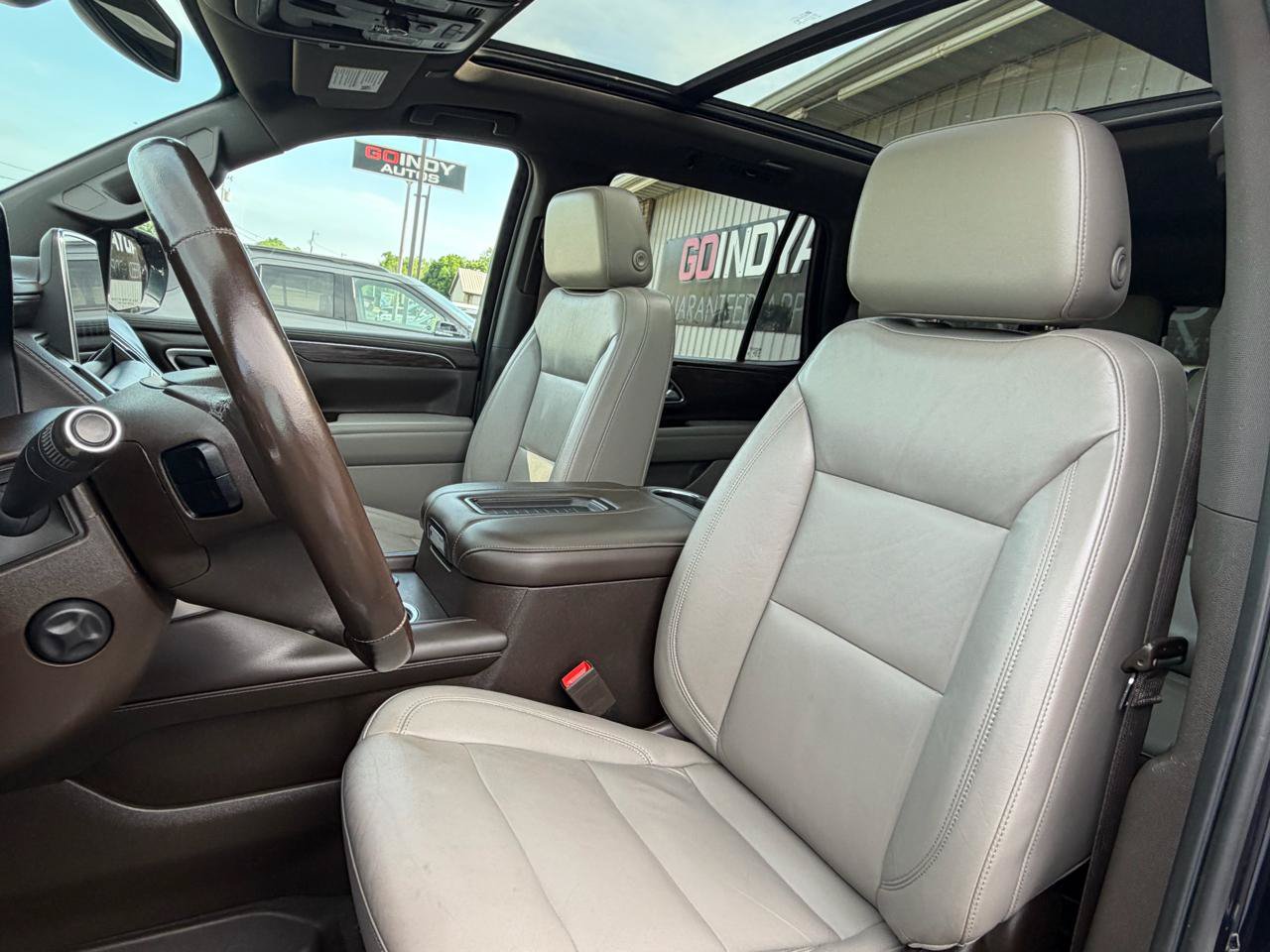 Used 2021 Chevrolet Tahoe LT w/ LT Signature Package AWD/4WD image 13