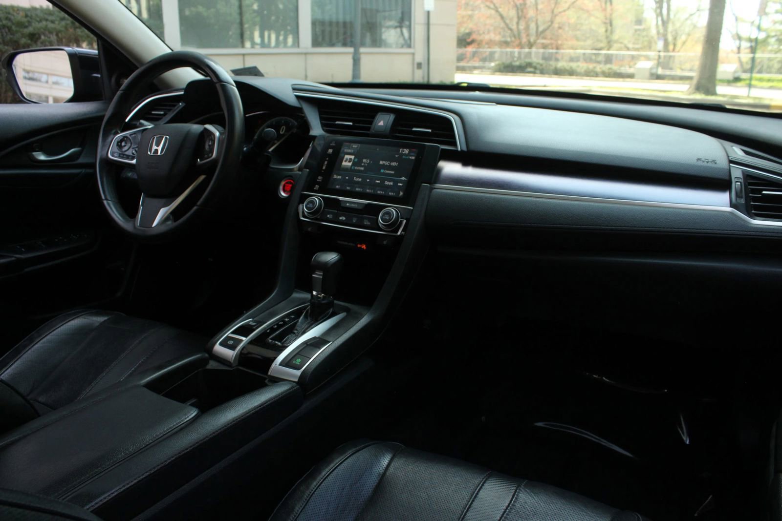 Used 2016 Honda Civic Touring image 23