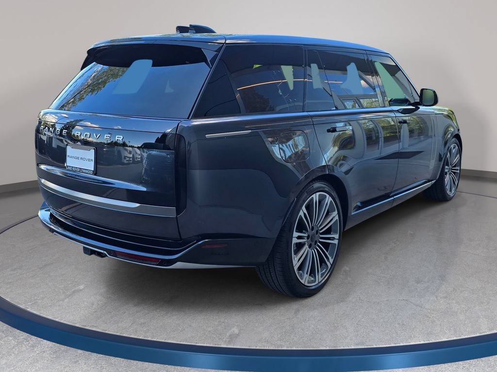 New 2026 Land Rover Range Rover Long Wheelbase SE AWD/4WD image 5