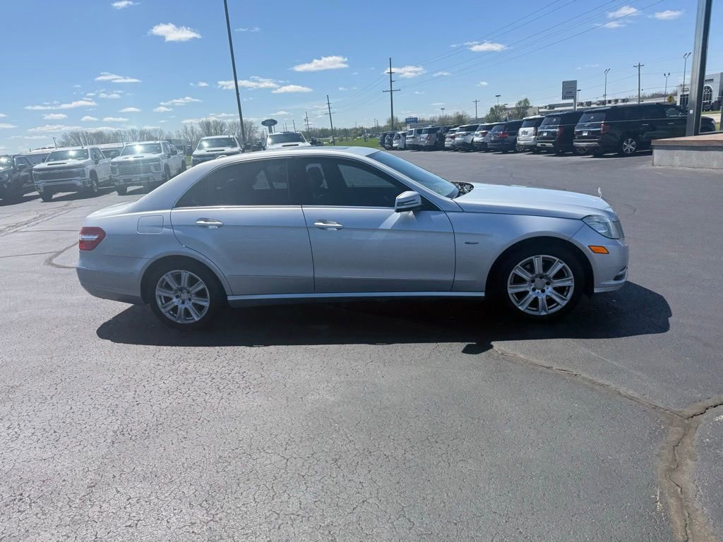 Used 2012 Mercedes-Benz E 350 4MATIC Sedan image 5