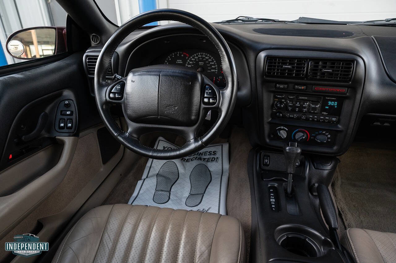 Used 2000 Chevrolet Camaro LT image 9