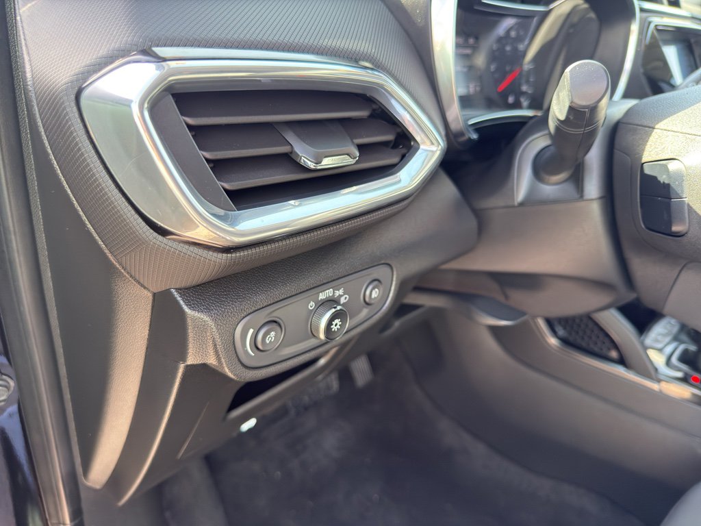 Used 2023 Chevrolet TrailBlazer LT w/ Convenience Package image 14