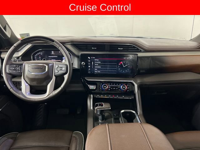 Used 2025 GMC Sierra 1500 Denali w/ Technology Package AWD/4WD image 14