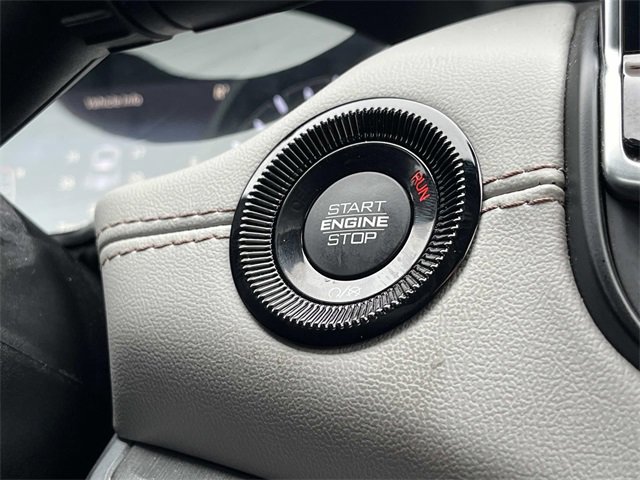 Used 2024 Jeep Compass Limited w/ Mopar Graphics Package image 34