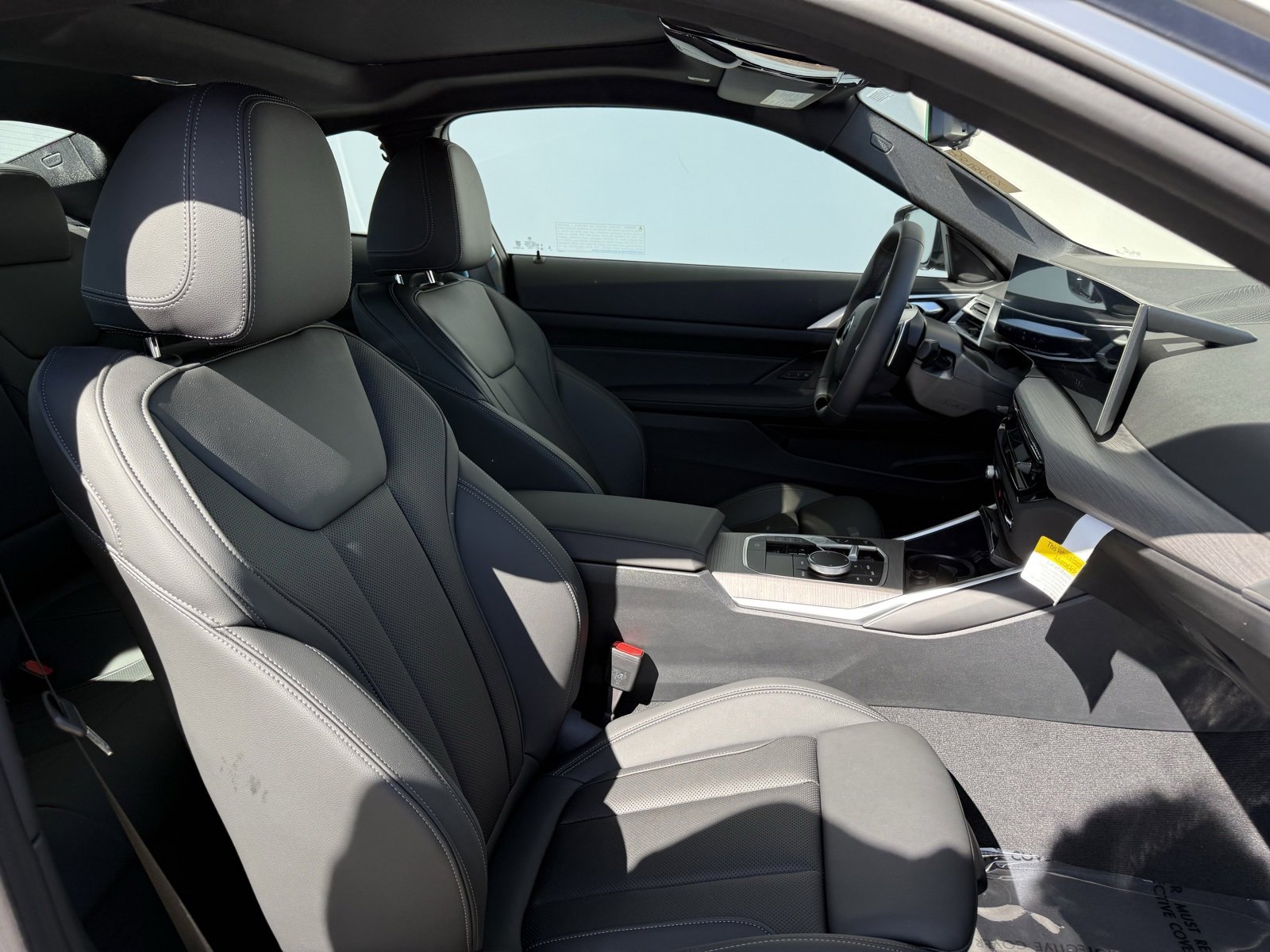 New 2025 BMW 430i Coupe w/ Convenience Package image 11