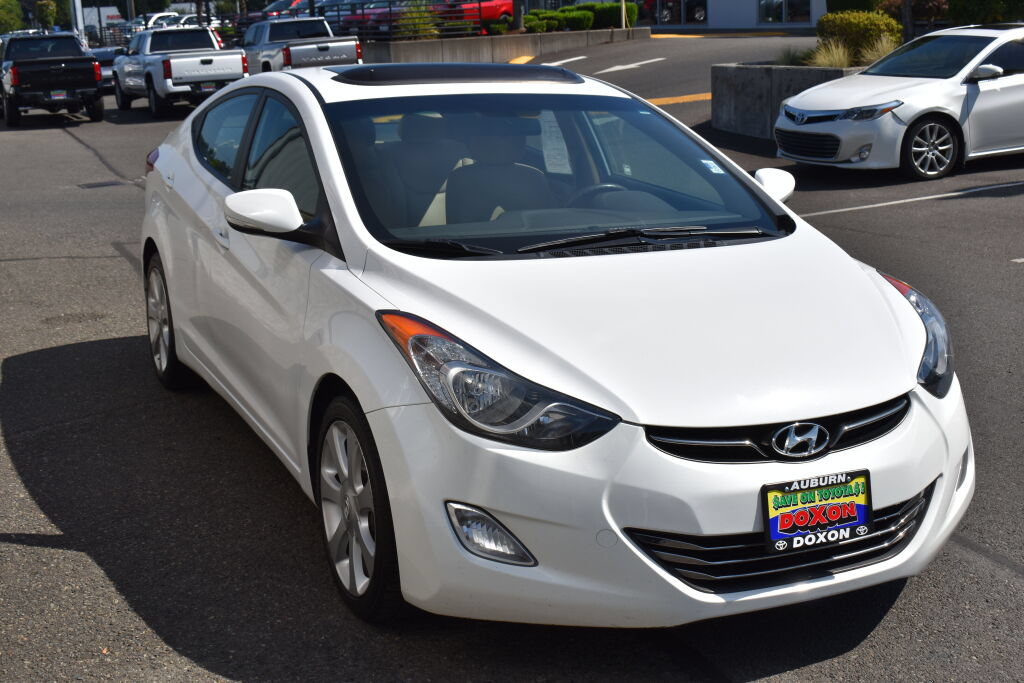 Used 2013 Hyundai Elantra Limited FWD image 3