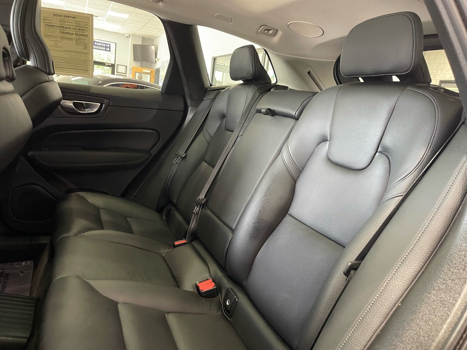 Used 2024 Volvo XC60 T8 Plus AWD/4WD image 33
