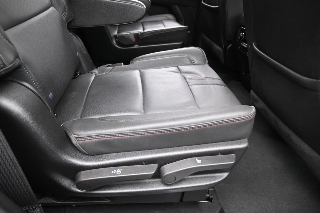 Used 2024 Chevrolet Tahoe RST w/ Luxury Package RWD image 49