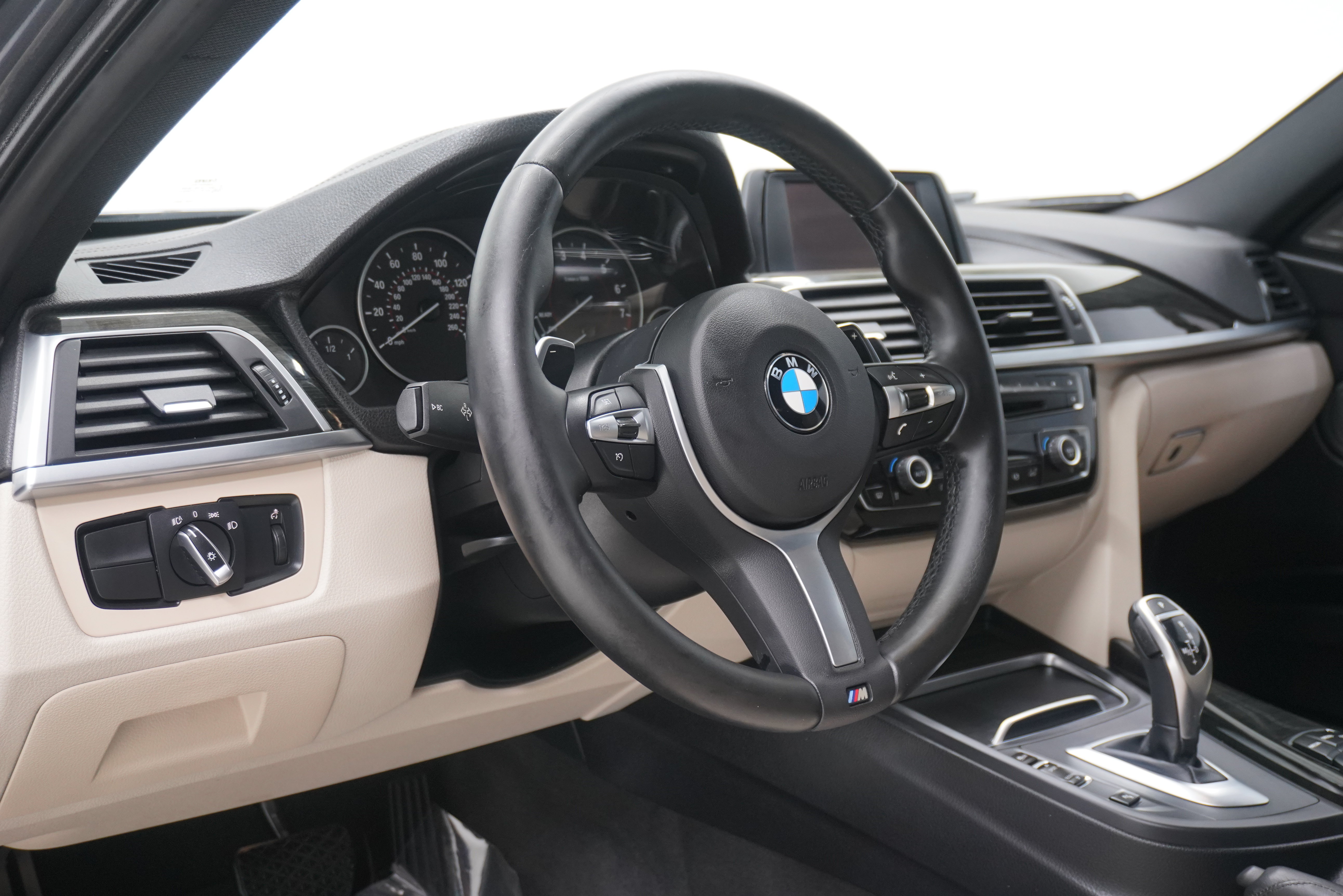 Used 2018 BMW 340i Sedan w/ Track Handling Package RWD image 10