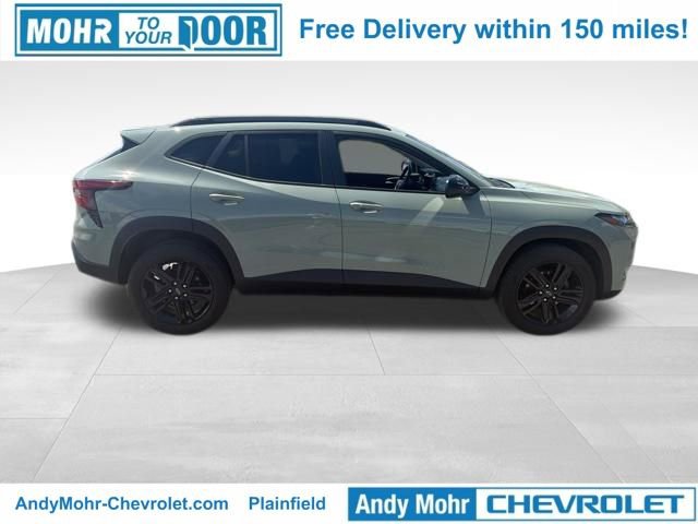 Used 2025 Chevrolet Trax ACTIV w/ Sunroof Package image 6