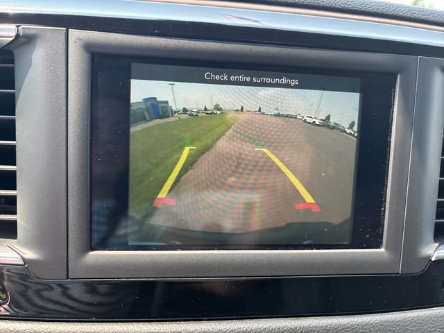 Used 2019 Chrysler Pacifica Touring-L FWD image 21
