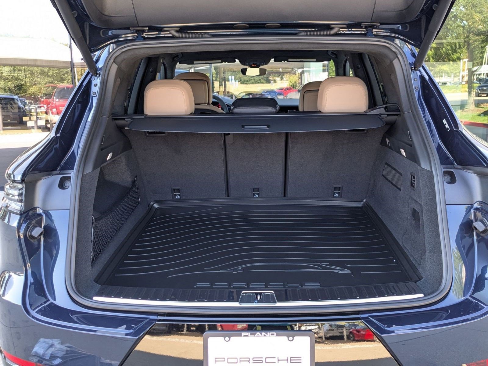 New 2026 Porsche Cayenne GTS image 22