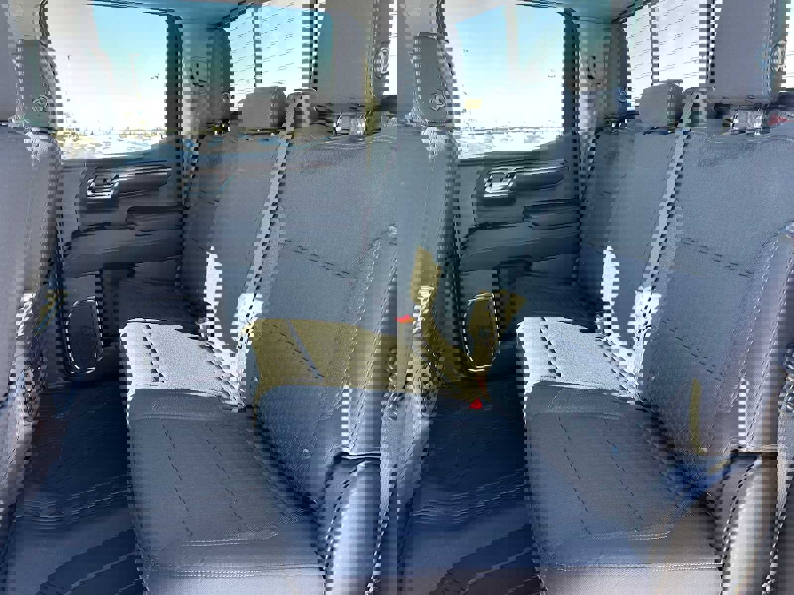 Used 2022 Chevrolet Silverado 1500 LT w/ Diesel Off-Road Package image 17