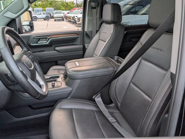 Used 2024 GMC Sierra 2500 Denali w/ Denali Reserve Package AWD/4WD image 7
