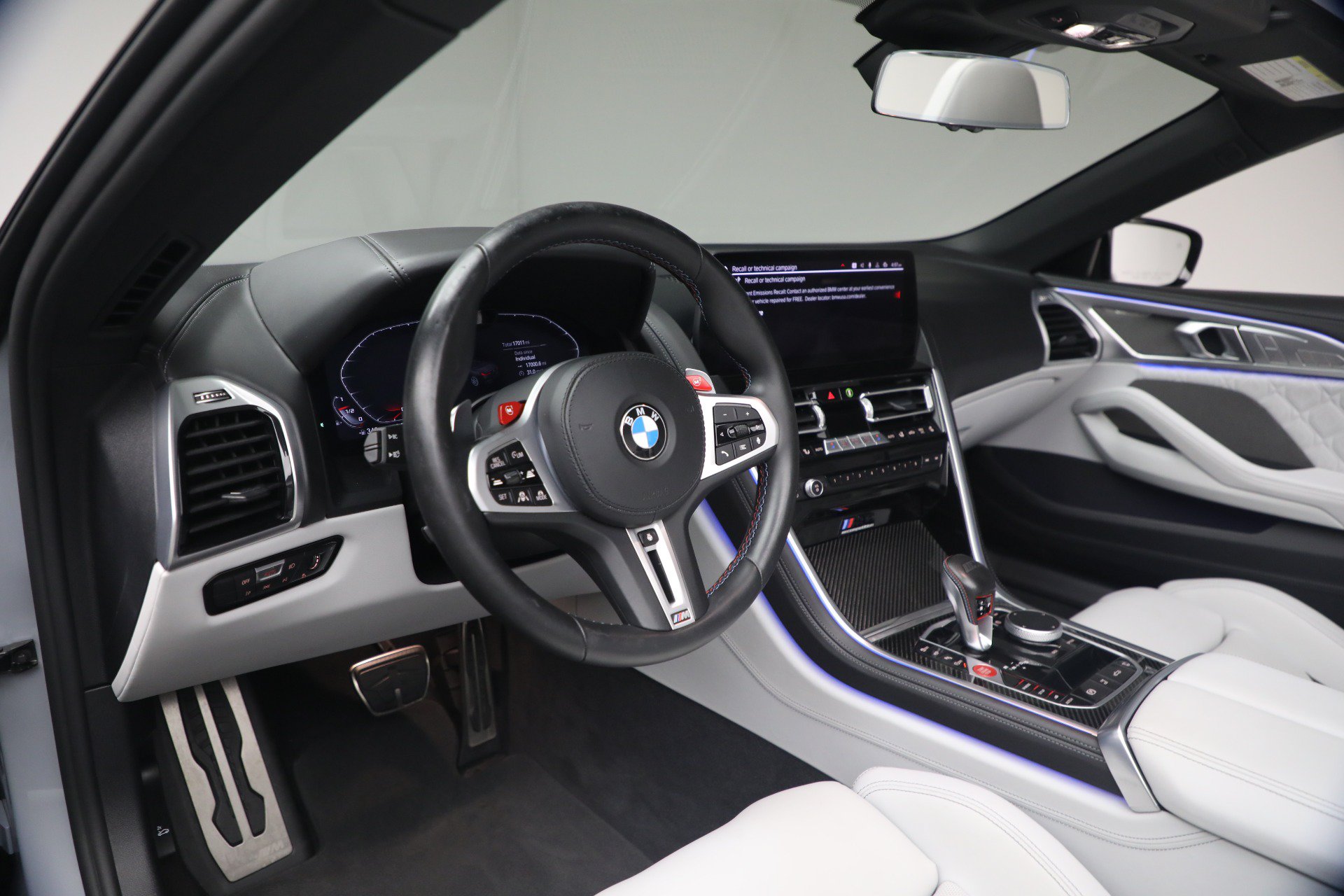Used 2023 BMW M8 Competition w/ M Carbon Exterior Package AWD/4WD image 15