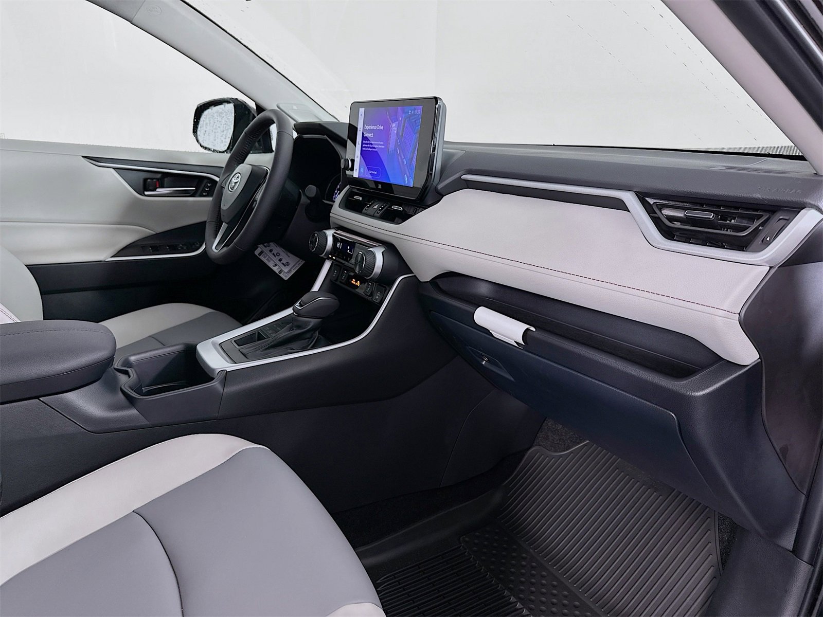 New 2025 Toyota RAV4 XLE Premium image 31