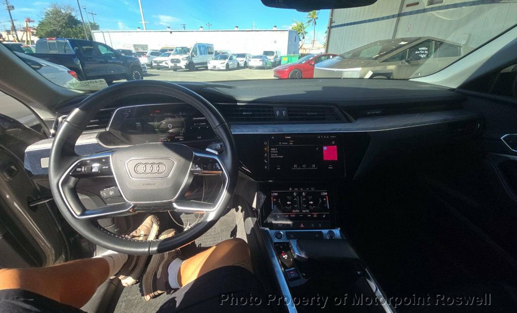 Used 2024 Audi Q8 e-tron Premium AWD/4WD image 29