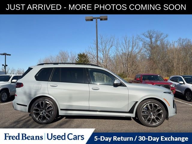 Used 2024 BMW X7 xDrive40i w/ M Sport Package image 9