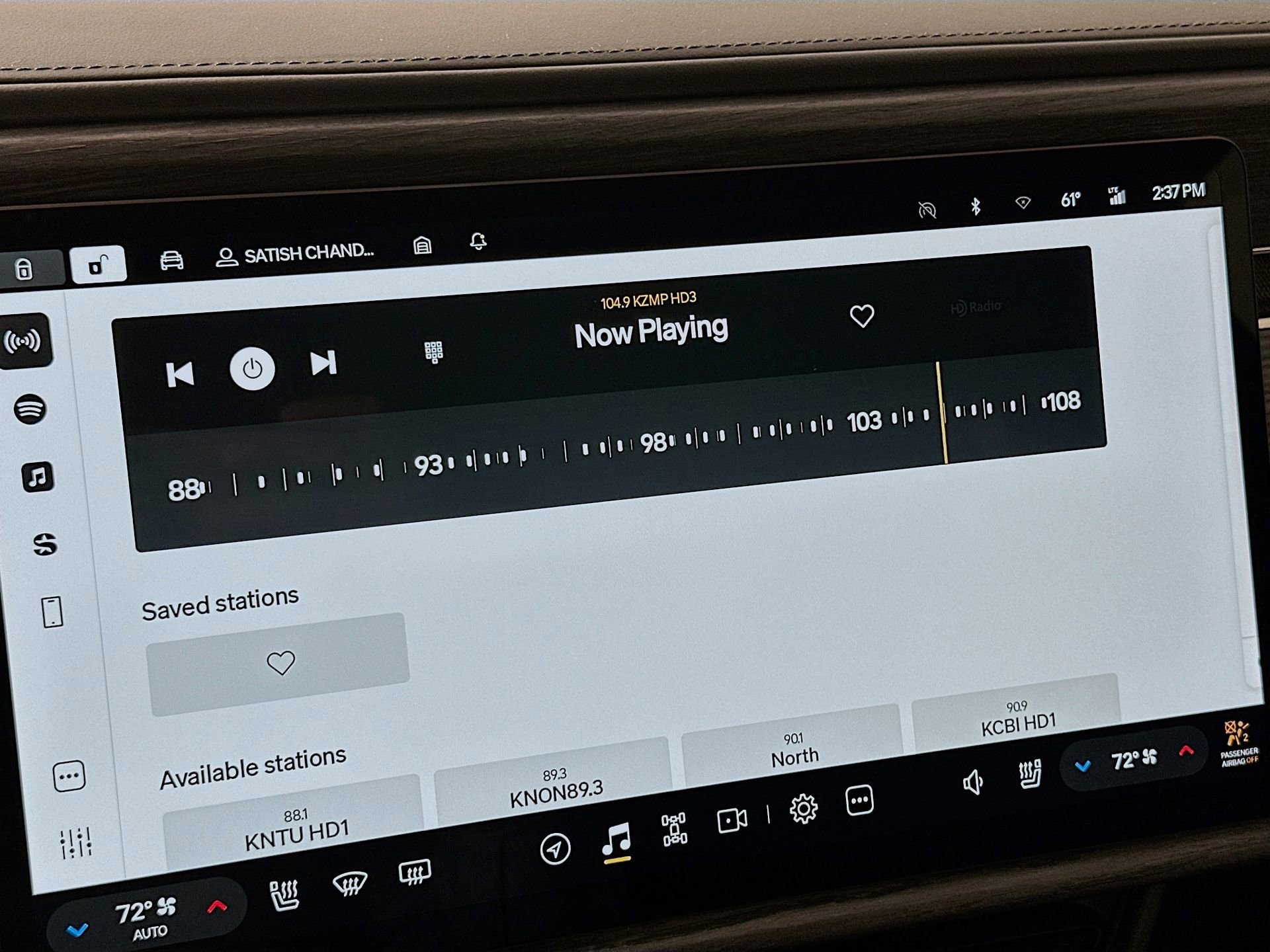 Used 2026 Rivian R1S Adventure image 15