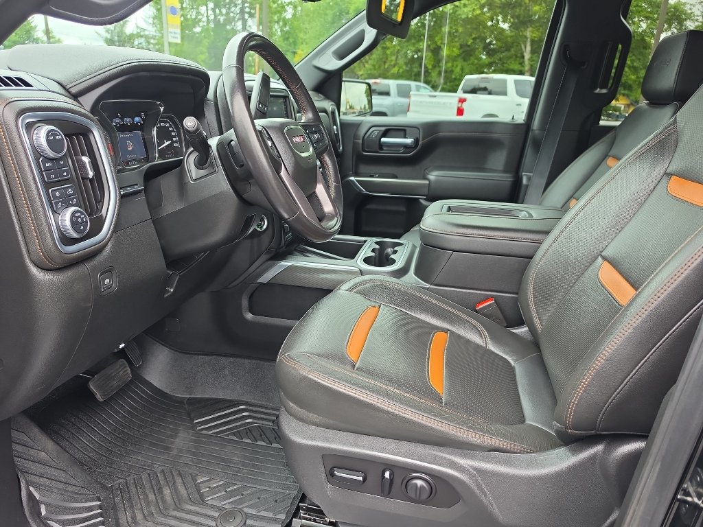 Used 2020 GMC Sierra 1500 AT4 w/ AT4 Premium Package AWD/4WD image 15