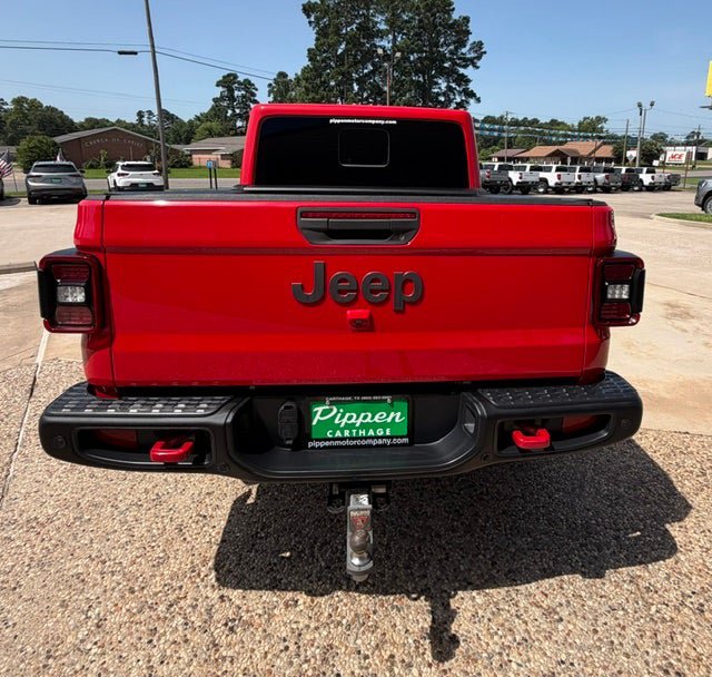 Used 2021 Jeep Gladiator Rubicon AWD/4WD image 7