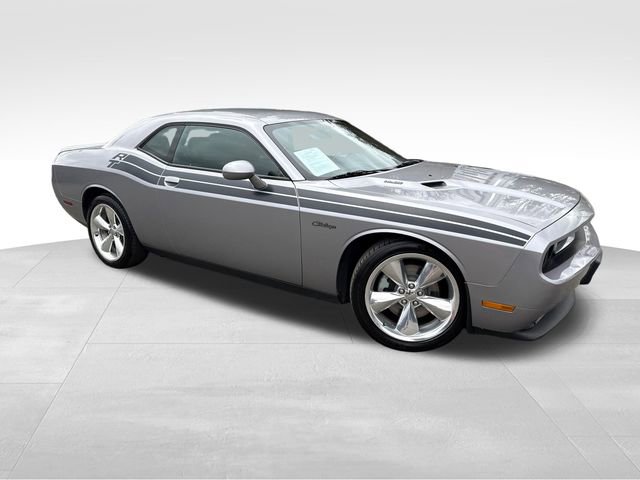 Used 2014 Dodge Challenger R/T image 1
