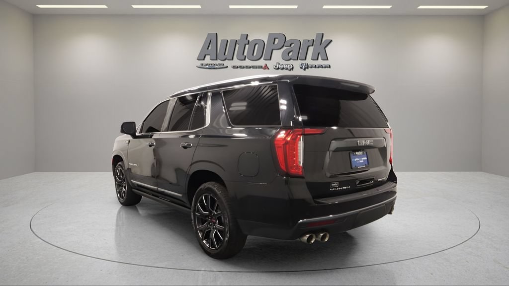 Used 2024 GMC Yukon Denali Ultimate AWD/4WD image 4