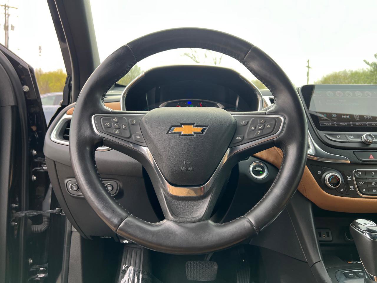 Used 2018 Chevrolet Equinox Premier AWD/4WD image 17