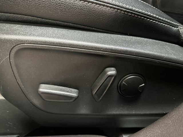 Used 2023 Ford Escape Platinum w/ Premium Technology Package image 16