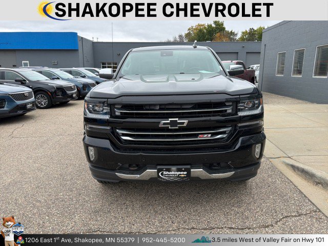 Used 2017 Chevrolet Silverado 1500 LTZ Z71 w/ LTZ Plus Package AWD/4WD image 2