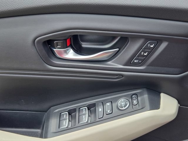 Used 2023 Honda Accord EX-L image 20