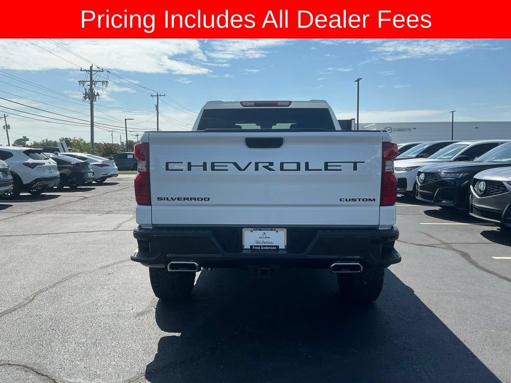 Used 2024 Chevrolet Silverado 1500 Custom Trail Boss w/ LPO, Dark Essentials Package AWD/4WD image 4