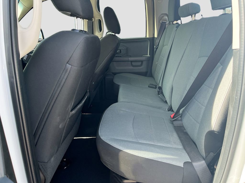 Used 2022 RAM 1500 Classic SLT AWD/4WD image 22