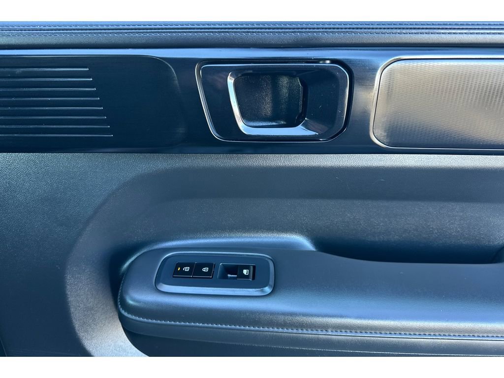 Used 2025 Hyundai Santa Fe Calligraphy image 19