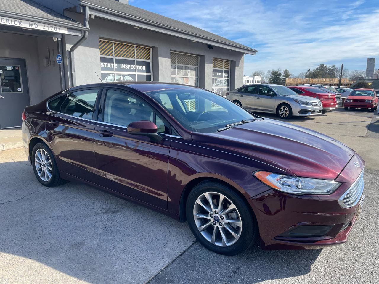 Used 2017 Ford Fusion SE w/ Fusion SE Technology Package image 19