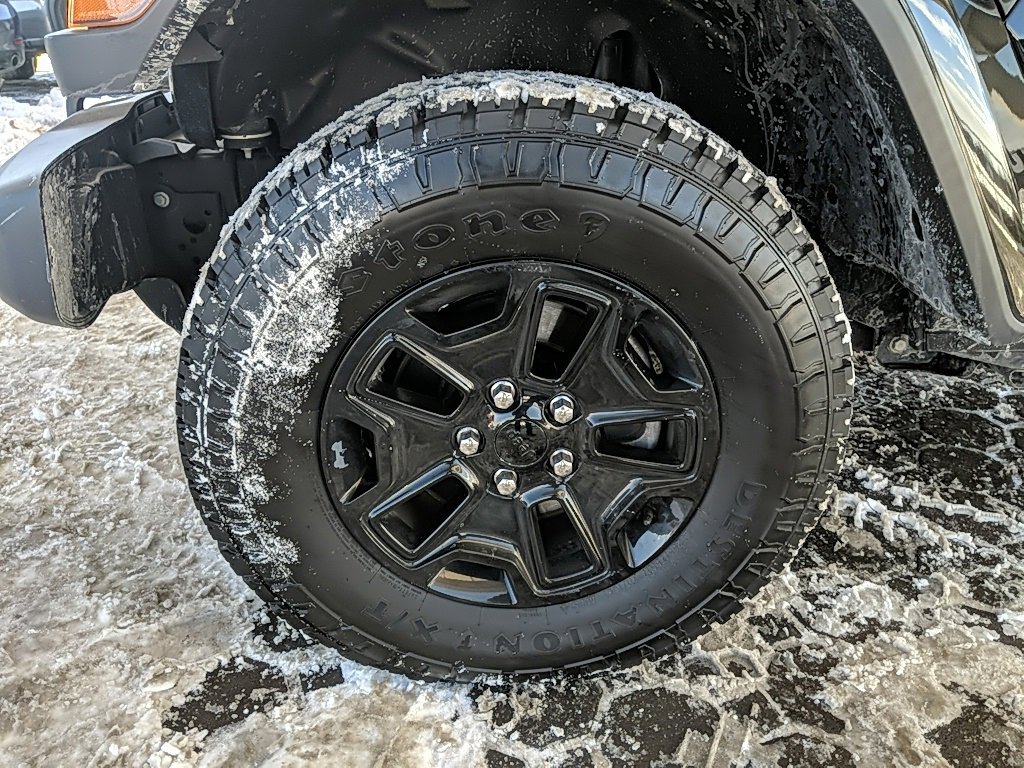 Used 2021 Jeep Gladiator Sport image 9