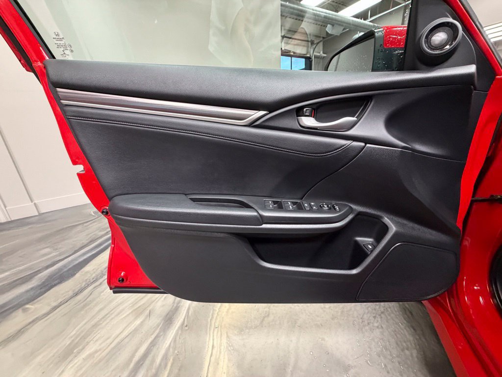 Used 2020 Honda Civic Touring image 53