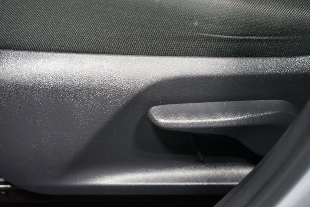 Certified 2024 Toyota RAV4 LE FWD image 31