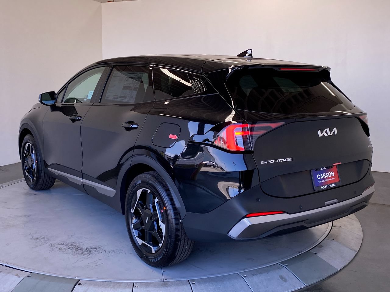 New 2027 Kia Sportage S FWD image 3