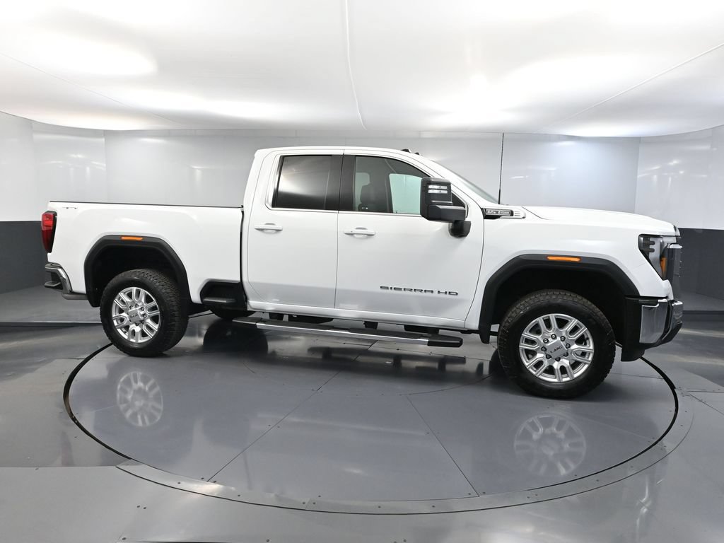Used 2024 GMC Sierra 2500 SLE w/ SLE Value Package AWD/4WD image 4