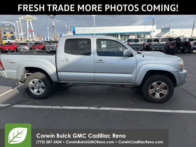Used 2005 Toyota Tacoma 4x4 Double Cab image 3