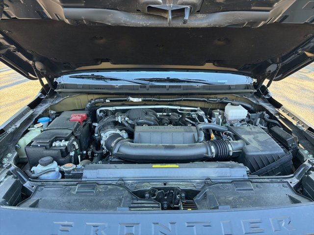 Used 2024 Nissan Frontier S w/ Tow Package image 24