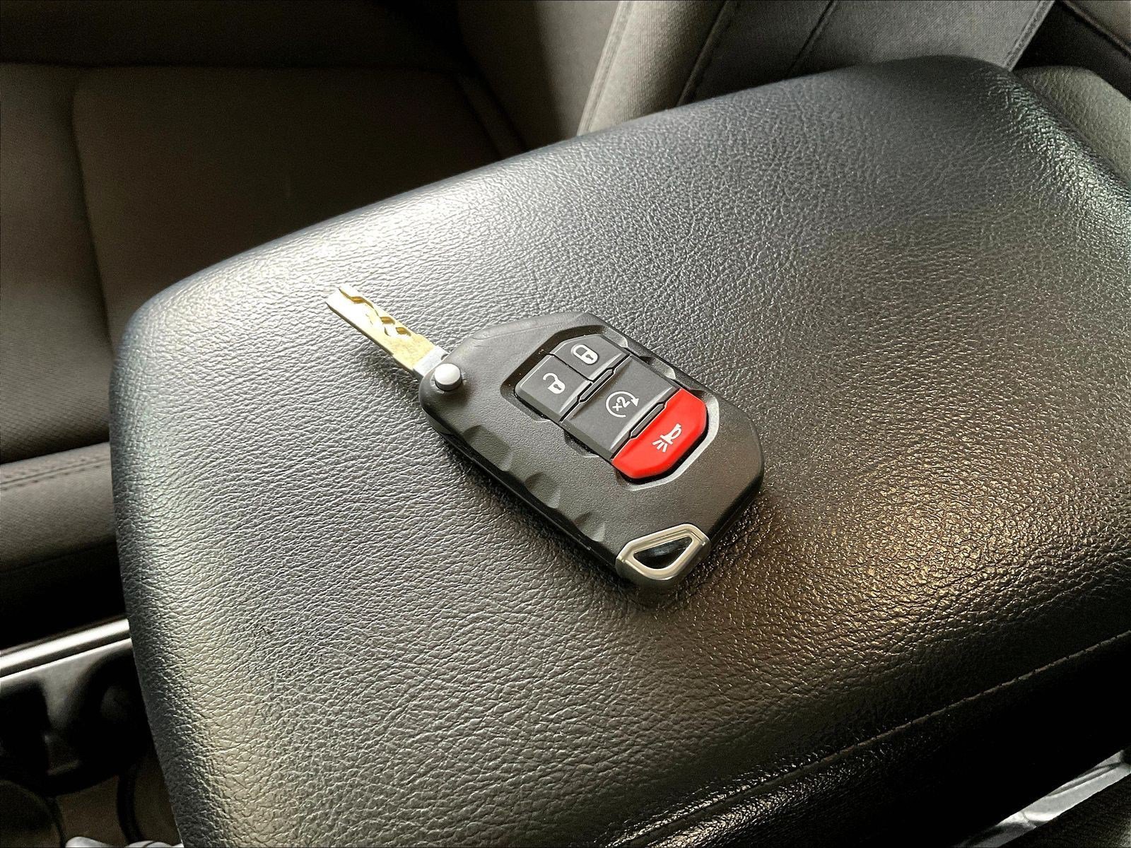 Used 2021 Jeep Gladiator Sport AWD/4WD image 34