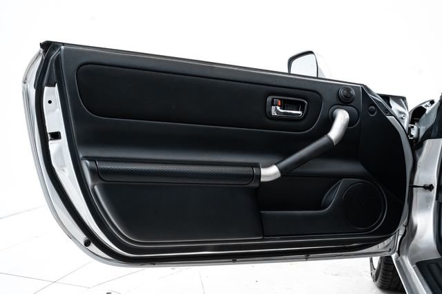 Used 2000 Toyota MR2 with 62,701 Original Miles image 15