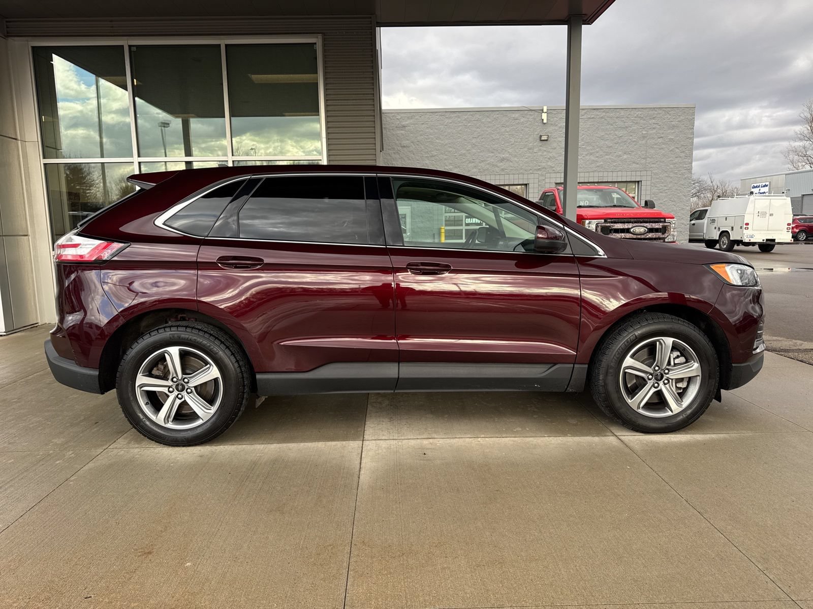 Certified 2023 Ford Edge SEL w/ Convenience Package AWD/4WD image 9